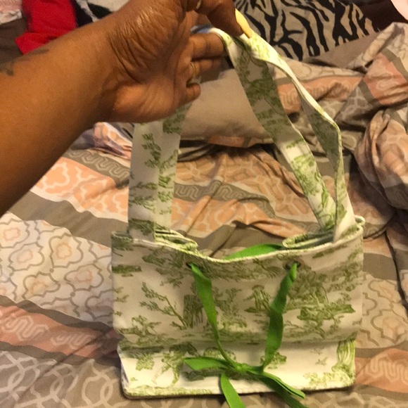 A purse/bag with matching shoes size 7 women - Picture 1 of 4